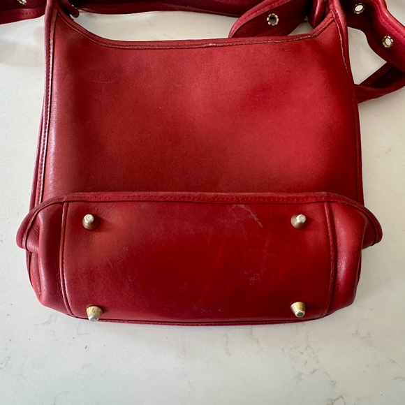 Red Vintage Coach Crossbody Bag - Picture 2 of 6